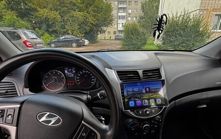 Hyundai Solaris II рестайлинг, 2014 год, 930 000 рублей, 9 фотография