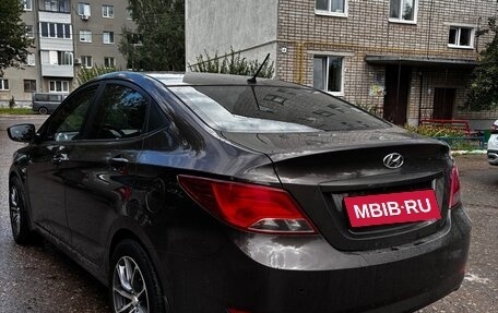 Hyundai Solaris II рестайлинг, 2014 год, 930 000 рублей, 5 фотография
