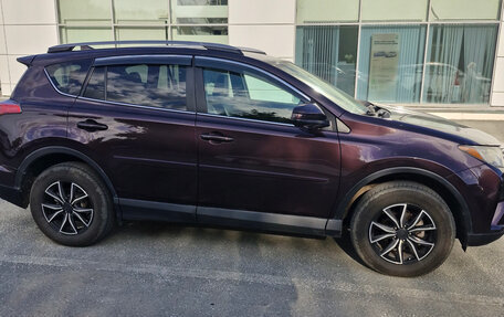 Toyota RAV4, 2017 год, 2 500 000 рублей, 4 фотография