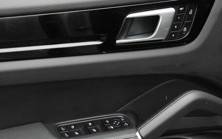 Porsche Cayenne III, 2021 год, 9 800 000 рублей, 15 фотография
