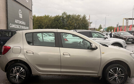 Renault Sandero II рестайлинг, 2016 год, 930 000 рублей, 8 фотография