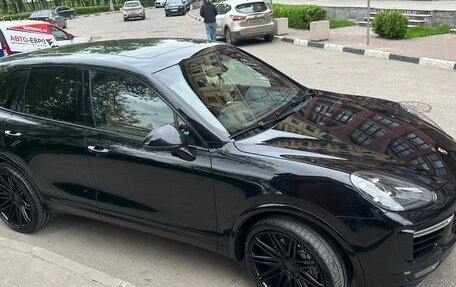 Porsche Cayenne III, 2015 год, 3 999 999 рублей, 6 фотография