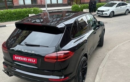 Porsche Cayenne III, 2015 год, 3 999 999 рублей, 4 фотография
