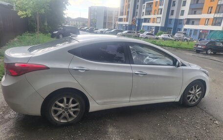 Hyundai Avante, 2011 год, 799 999 рублей, 3 фотография