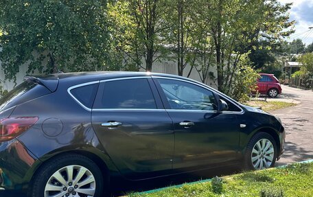 Opel Astra J, 2013 год, 900 000 рублей, 7 фотография