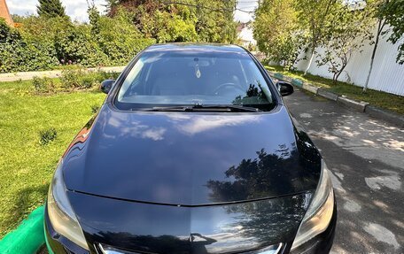 Opel Astra J, 2013 год, 900 000 рублей, 10 фотография