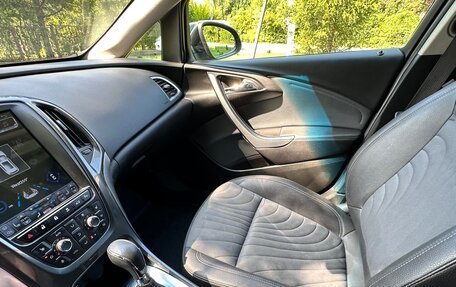 Opel Astra J, 2013 год, 900 000 рублей, 15 фотография