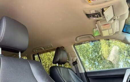 Toyota Land Cruiser Prado 150 рестайлинг 2, 2018 год, 5 500 000 рублей, 4 фотография