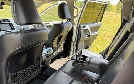 Toyota Land Cruiser Prado 150 рестайлинг 2, 2018 год, 5 500 000 рублей, 5 фотография