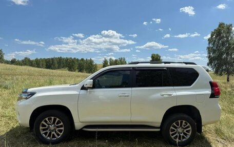 Toyota Land Cruiser Prado 150 рестайлинг 2, 2018 год, 5 500 000 рублей, 7 фотография