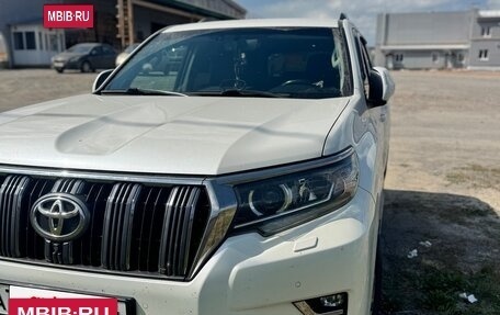 Toyota Land Cruiser Prado 150 рестайлинг 2, 2018 год, 5 500 000 рублей, 2 фотография