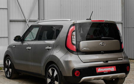 KIA Soul II рестайлинг, 2018 год, 1 795 000 рублей, 4 фотография