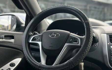 Hyundai Solaris II рестайлинг, 2012 год, 930 000 рублей, 8 фотография