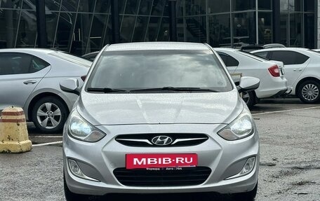 Hyundai Solaris II рестайлинг, 2012 год, 930 000 рублей, 2 фотография
