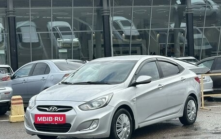 Hyundai Solaris II рестайлинг, 2012 год, 930 000 рублей, 3 фотография