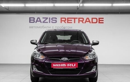 Hyundai Solaris II рестайлинг, 2013 год, 900 000 рублей, 3 фотография