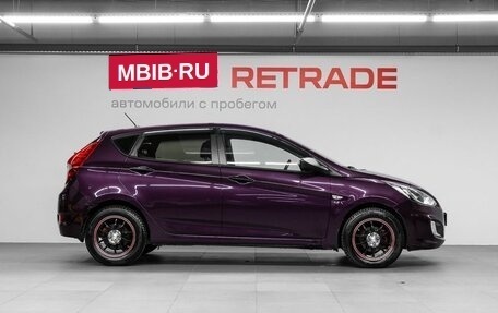 Hyundai Solaris II рестайлинг, 2013 год, 900 000 рублей, 5 фотография