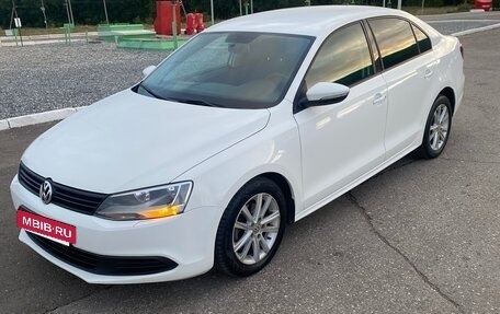 Volkswagen Jetta VI, 2012 год, 800 000 рублей, 17 фотография