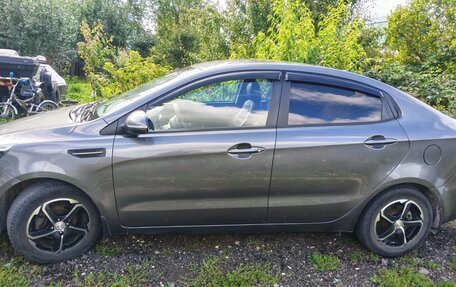 KIA Rio III рестайлинг, 2013 год, 800 000 рублей, 10 фотография