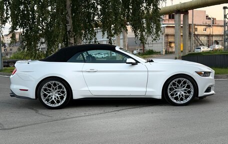 Ford Mustang VI рестайлинг, 2016 год, 2 500 000 рублей, 17 фотография