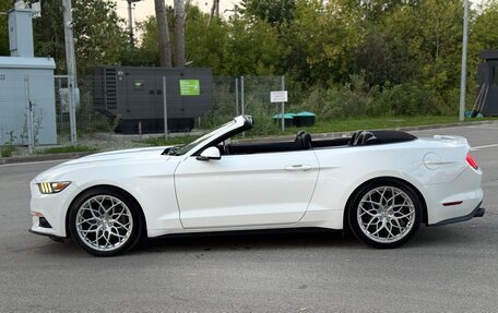 Ford Mustang VI рестайлинг, 2016 год, 2 500 000 рублей, 22 фотография