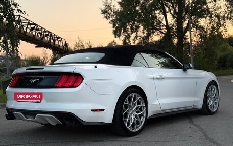 Ford Mustang VI рестайлинг, 2016 год, 2 500 000 рублей, 16 фотография