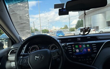 Toyota Camry, 2018 год, 2 100 000 рублей, 11 фотография