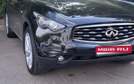 Infiniti FX II, 2010 год, 2 200 000 рублей, 3 фотография
