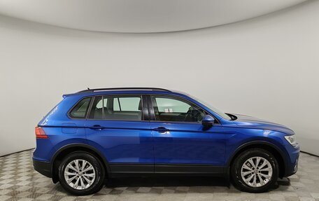 Volkswagen Tiguan II, 2020 год, 2 175 000 рублей, 4 фотография