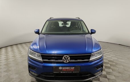 Volkswagen Tiguan II, 2020 год, 2 175 000 рублей, 2 фотография