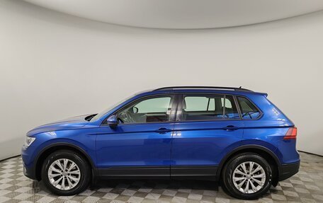Volkswagen Tiguan II, 2020 год, 2 175 000 рублей, 8 фотография