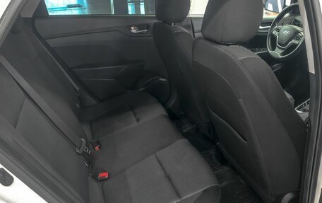 Hyundai Solaris II рестайлинг, 2021 год, 1 899 900 рублей, 9 фотография