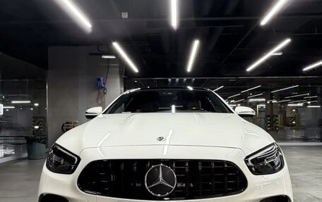 Mercedes-Benz E-Класс, 2021 год, 4 750 000 рублей, 1 фотография