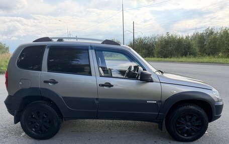 Chevrolet Niva I рестайлинг, 2013 год, 629 000 рублей, 2 фотография