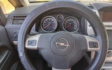 Opel Zafira B, 2008 год, 400 000 рублей, 15 фотография