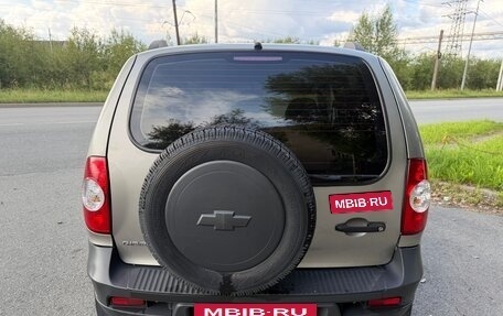 Chevrolet Niva I рестайлинг, 2013 год, 629 000 рублей, 4 фотография