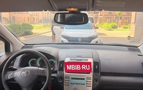 Toyota Corolla Verso I, 2008 год, 950 000 рублей, 10 фотография