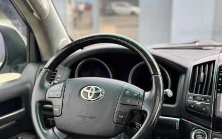 Toyota Land Cruiser 200, 2010 год, 3 595 000 рублей, 14 фотография