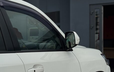 Toyota Land Cruiser 200, 2010 год, 3 595 000 рублей, 29 фотография