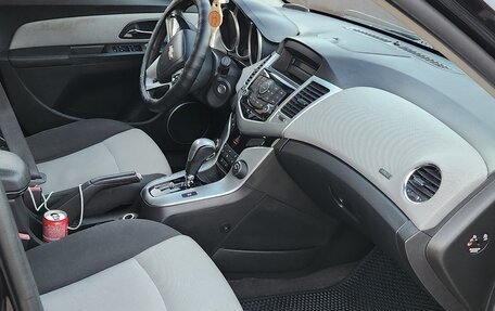 Chevrolet Cruze II, 2012 год, 620 000 рублей, 6 фотография