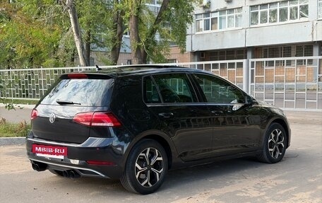 Volkswagen Golf VII, 2017 год, 2 000 000 рублей, 5 фотография