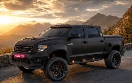 Toyota Tundra II, 2020 год, 7 990 000 рублей, 1 фотография
