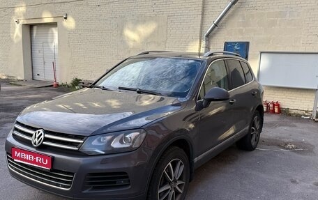 Volkswagen Touareg III, 2011 год, 1 650 000 рублей, 1 фотография