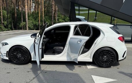 Mercedes-Benz A-Класс, 2019 год, 1 860 000 рублей, 16 фотография