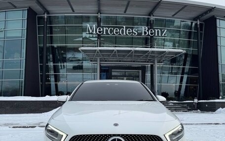 Mercedes-Benz A-Класс, 2019 год, 1 860 000 рублей, 7 фотография