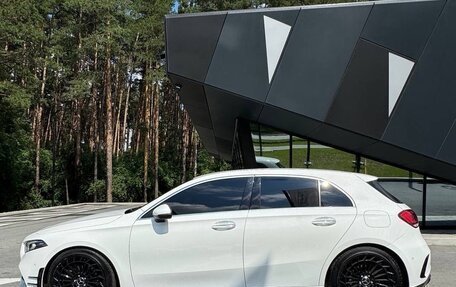 Mercedes-Benz A-Класс, 2019 год, 1 860 000 рублей, 13 фотография