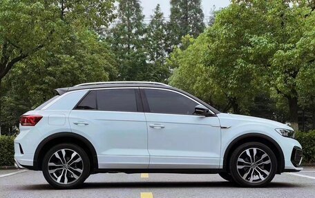 Volkswagen T-Roc I, 2022 год, 1 650 000 рублей, 8 фотография