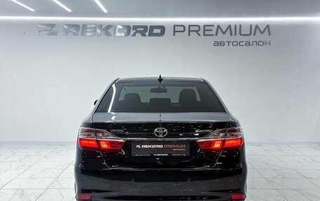 Toyota Camry, 2015 год, 2 199 000 рублей, 30 фотография