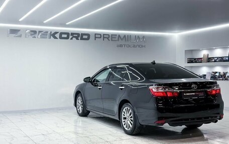 Toyota Camry, 2015 год, 2 199 000 рублей, 28 фотография
