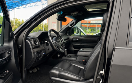 Toyota Tundra II, 2020 год, 7 990 000 рублей, 11 фотография